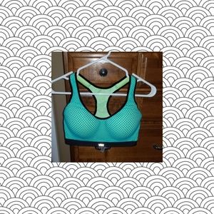 VSX sports bra